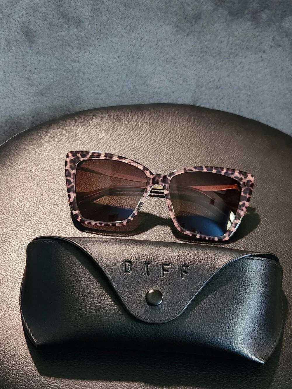 Women's Tortoiseshell Square Sunglasses - Brown Lenses